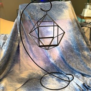 Geometric Black Metal Hanging Planter